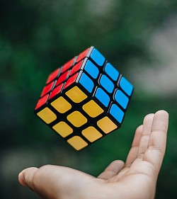 4.Cube